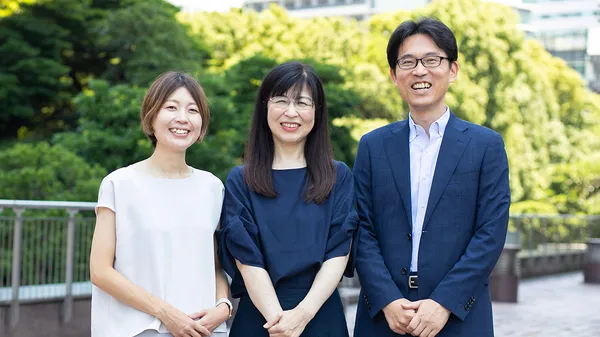 日野勝裕さん、宮沢有紀子さん、伊藤美礼さん写真